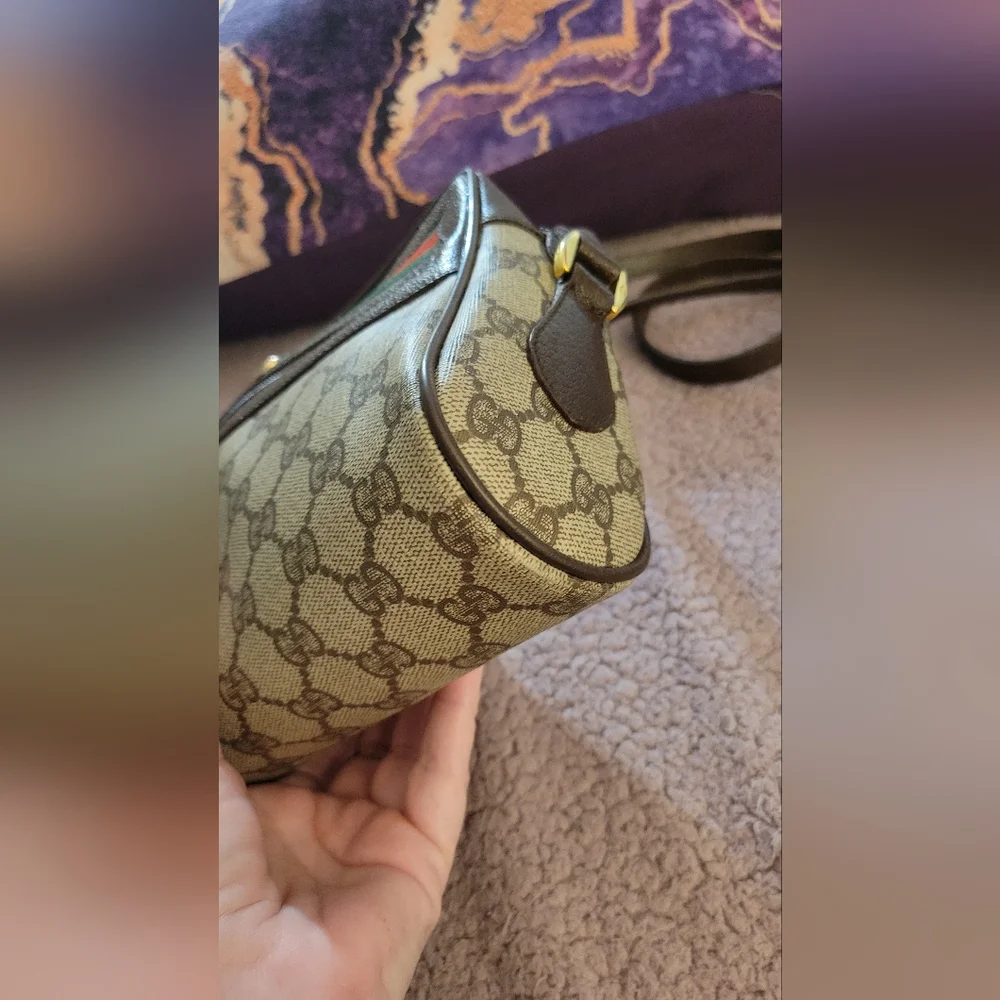 Authentic Gucci Sherry Line Bag With GG Pattern - Picture 7 of 16